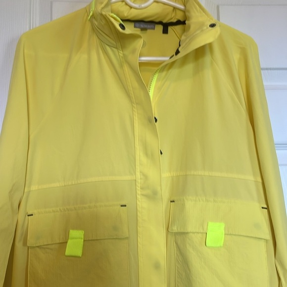 Women’s SP T by Talbots zip up hooded jacket windbreaker Bright Yellow pockets - Picture 10 of 12